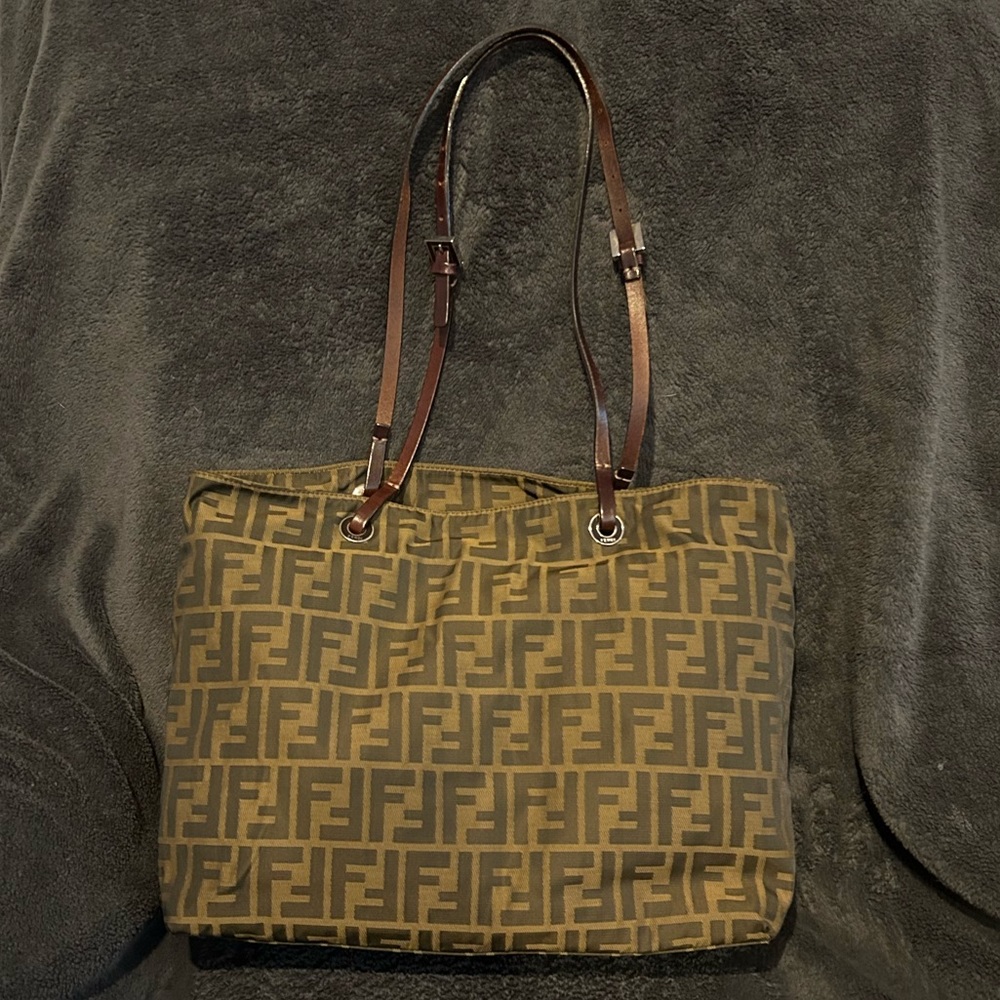 Fendi tote